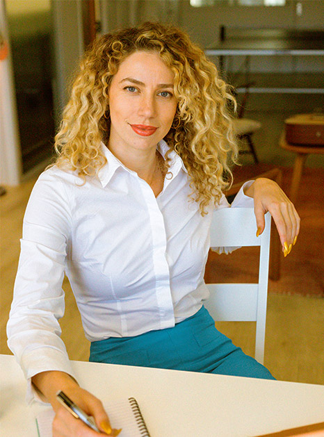 https://www.isabellemcrae.com/wp-content/uploads/2024/04/Isabelle-2.jpg